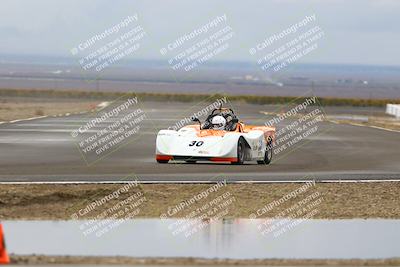 media/Nov-16-2025-CalClub SCCA (Sun) [[2975c16dfc]]/Group 3/Turn 1/